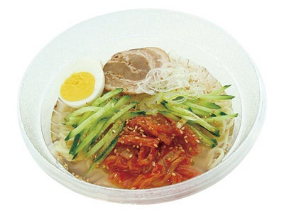 ぷりぷり食感の本格盛岡風冷麺