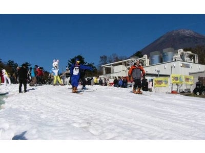 富士山のスキー場で初滑り！イエティが今年も日本一早く（※当社調べ）10/15オープン！