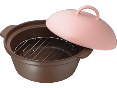 女性の間で今、話題の燻製料理がお家のキッチンで手軽にできる 　くんせいなべ　SMOKE DE COOKING 　新発売 　～風味豊かで味わい深い燻製料理がおしゃれにかわいく楽しめる～