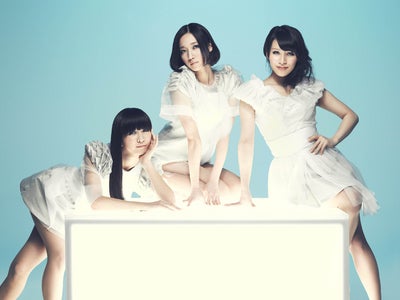 世界へ踊り出すPerfume、初の全国アリーナツアーから地元・広島のステージをWOWOWでオンエア決定！