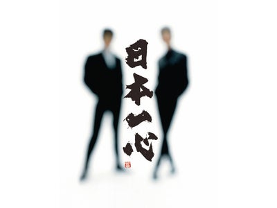 2011年8月に放送され大反響を呼んだCOMPLEX東京ドームLIVE。ファンの皆様からの熱いリクエストにより、追加曲を編集した拡大版としてWOWOWオンエア決定！