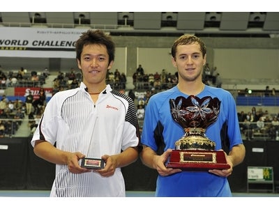 イグナティック選手が男子シングルスで優勝！
