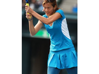 浜村夏美選手とテニス用品使用契約を締結