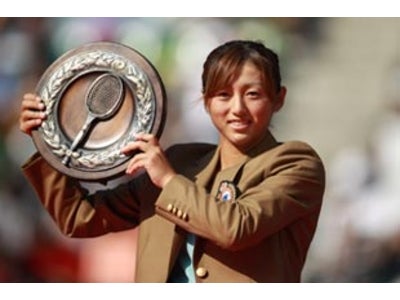 全日本テニス選手権はバボラとスリクソンの頂上対決！　男女シングルスでスリクソンプロとバボラプロが優勝・準優勝