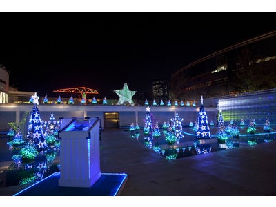 アーバンドック  ららぽーと豊洲　 「LaLaport Colorful Xmas」好評開催中 川嶋あいなど人気アーティストが出演する音楽イベントを開催