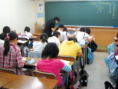 浜学園が、年度途中の入塾生や塾生の弱点単元をフォローする講義映像再配信サービスを８月に実施