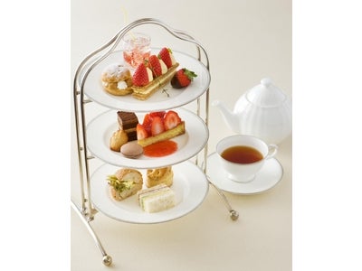 【ホテル日航東京】日本紅茶協会認定“美味しい紅茶の店” 　ラウンジ&シャンパンバー「ベランダ」 「ストロベリーアフタヌーンティー　～あまおうの誘惑～」開催