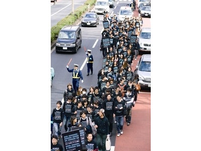 アヴェダ　「Walk for Water(水のために歩く)」　4月17日開催  総勢120名が集結、約4キロの行程を通して水の大切さを訴える