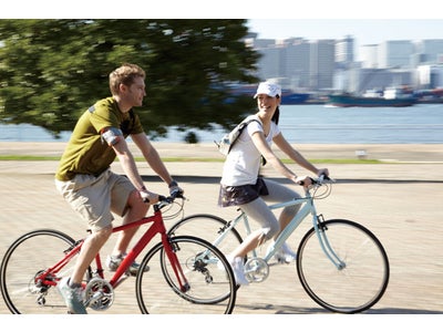 世界初。ニューバランスサイクルの販売開始