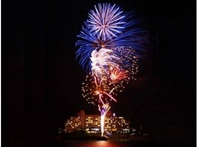 【ANAインターコンチネンタル万座ビーチリゾート】年末年始を華やかに彩るイベントを開催