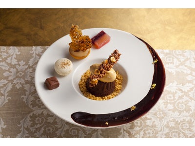 【ストリングスホテル東京インターコンチネンタル】「ザ・ダイニングルーム」 チョコレート尽くしのアフタヌーンティーを発売