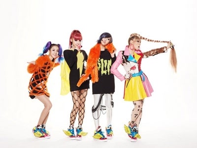 2NE1ファンクラブ名＆ロゴデザイン決定！今なら先行入会予約であの夢の祭典のチケットも！？