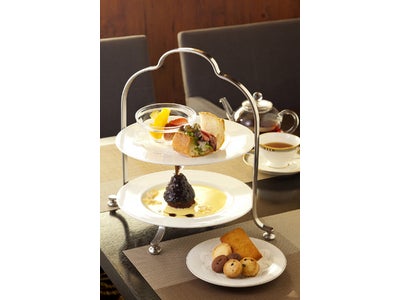 32階　ラウンジ｢ブリアン｣　Lounge Brillant　ブリアン個室プラン　『個室でお茶べりプラン』　2012年3月31日（土）まで開催　1名様　2,500円