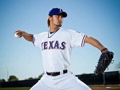 テキサスレンジャース　ダルビッシュ有選手とのアドバイザリー契約を締結。 MLBオーセンティックコレクションライセンス取得商品としてダルビッシュ有モデルのRAKUWAネック・RAKUWAブレスを発売！