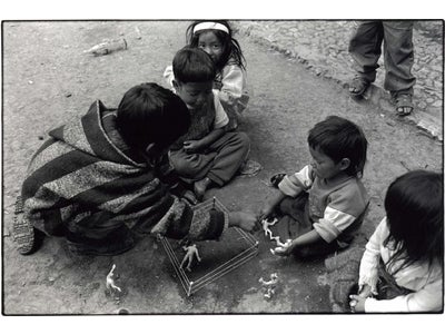 アイデムフォトギャラリー[シリウス]　稲垣徳文写真展「Habitat　そこにある暮らし」　期間：2011年7月7日（木）～7月13日（水）