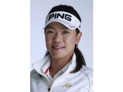 2006年賞金女王 大山志保プロ（宮崎県出身）と フェニックス・シーガイア・リゾートが 親善大使に関する契約を締結