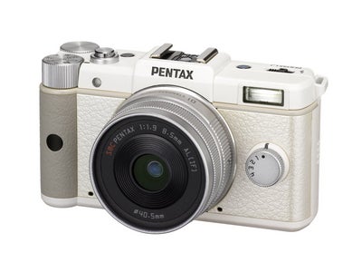 世界最小・最軽量※を実現したポケットに入れて持ち歩けるデジタル一眼カメラ「PENTAX　Q」新発売