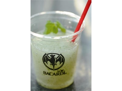 「BACARDI MIDPARK CAFE」 7 月16 日（土）～8 月28 日（日） 期間限定オープン　東京ミッドタウン 夏イベント 「MIDTOWN ❤ SUMMER 2011」