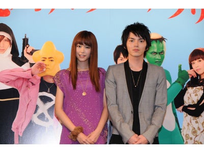 『荒川アンダー ザ ブリッジ』豪華キャスト陣でまさかの実写化！“リク役”林遣都 ＆ “ニノ役”桐谷美玲　完成披露会見に登場