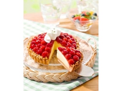 果樹園からの贈りもの～フルーツたっぷり！新作タルト＆パイを発売