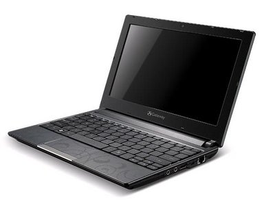 急速に人気が高まるソーシャルメディア楽しく賢く利用するにはスマートフォンとモバイルPCの”使い分け“が必要!?
