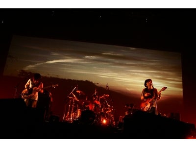 ACIDMAN、メンバー参加の「プレミア・シアターイベント」開催決定!!～リリースに先駆け映画館の巨大スクリーンで9/28発売の新作LIVE DVDを鑑賞