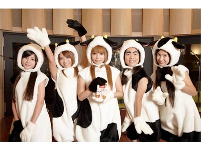 ジャンルを超えた、超アイドルユニット　“モーモーズ”結成！？ ネスカフェ エクセラ 「北海道の牧場カフェオレ」新CM  11月8日(月)よりＯ.Ａ.開始