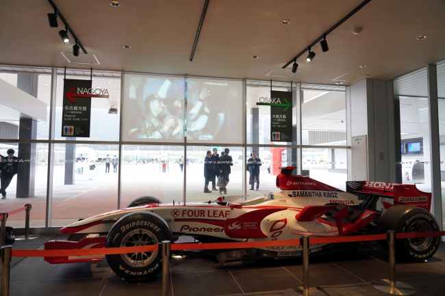 2006年～2008年に「F1世界選手権」に参戦した「スーパーアグリ」のマシン、SA07が展示されている。展示の変更予定もあるというから、時期を変えてまた見学したい
