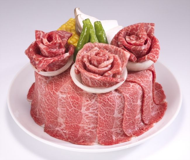 「お祝い肉ケーキ」通常価格4,980円（税抜）約340ｇ
