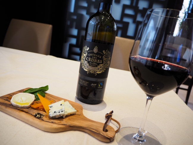 レバノン産ワインとチーズ　イメージ