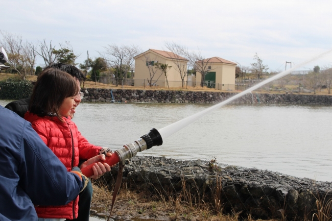 放水体験（横須賀市長井海の手公園 ソレイユの丘）