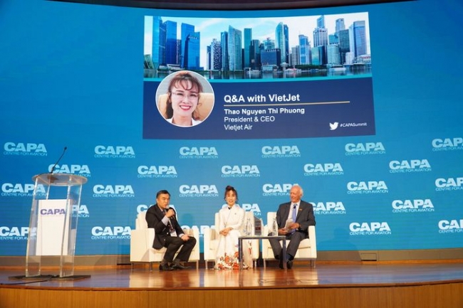 シンガポールのCAPA アジア・アビエーション・サミットで登壇するベトジェット社長兼CEOグエン・ティ・フォン・タオ2