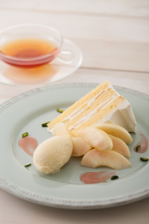 白桃のショートケーキ1