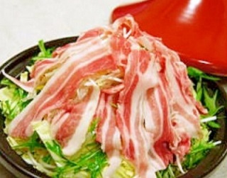 レシピ例：豚バラとたっぷり野菜のタジン鍋