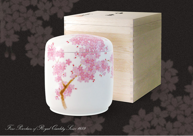 日本人が愛する桜が描かれた「吉野桜・7寸壺」