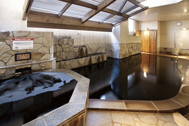 東戸塚店の温泉は地下1400ｍから掘り出した源泉を利用しています