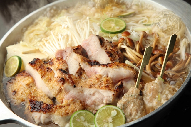 新宿阿波おどり名物　阿波尾鶏自家製つくねと炙り鶏のすだち鍋　 1,880円