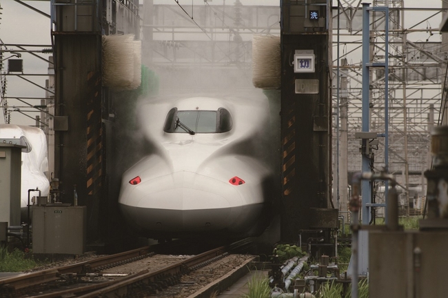 新幹線 洗車の様子（イメージ）