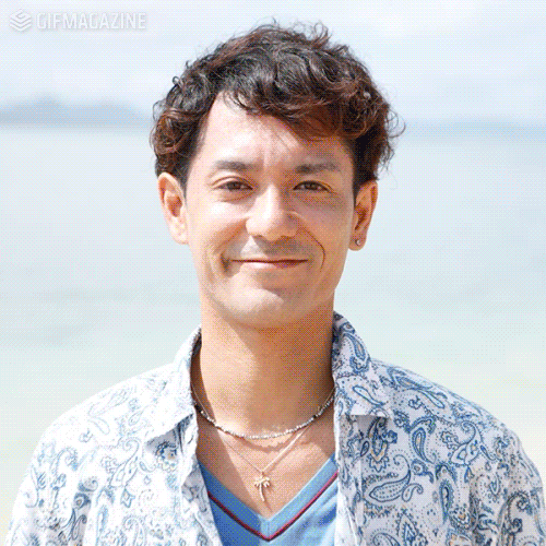 新里英之 HIDEYUKI SHINZATO(Vo&Gt)