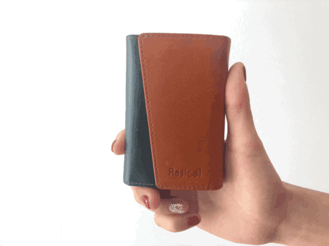 用途に合わせてサイズが変わる カードケース分離機能搭載 ミニマルからフォーマルまで対応の新感覚ミニマリスト向け 減らす お財布 ピタマグウォレット Discover株式会社のプレスリリース 用途に合わせてサイズが変わる カードケース分離機能搭載 ミニマルからフォーマルまで対応の新感覚ミニマリスト向け 減らす お財布 ピタマグウォレット Discover株式会社のプレスリリース