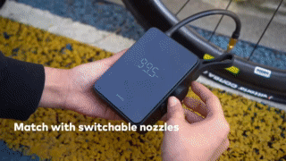 もう、シュポシュポしない】 電動空気入れ みやすく 7800mAh