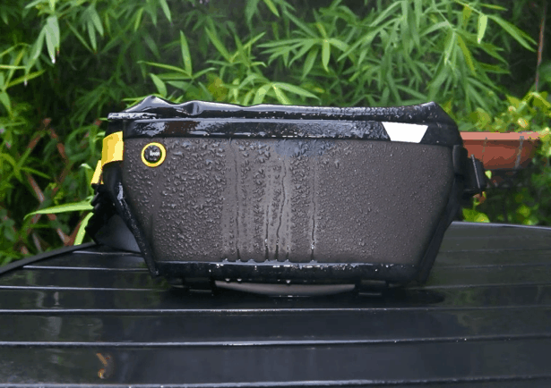 好きなピクセルアートを表示できるネオンショルダーバッグ Divoom Pixoo Slingbag をmakuakeにてプロジェクト開始 企業リリース 日刊工業新聞 電子版 好きなピクセルアートを表示できるネオンショルダーバッグ Divoom Pixoo Slingbag をmakuakeにてプロジェクト開始 企業リリース 日刊工業新聞 電子版