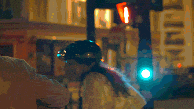 夜道でピカーッ 自転車を安全に ヘルメットに装着できるウインカー付ledライト Blinxi がmakuakeにて予約販売開始 企業リリース 日刊工業新聞 電子版 夜道でピカーッ 自転車を安全に ヘルメットに装着できるウインカー付ledライト Blinxi がmakuakeにて予約販売開始 企業リリース 日刊工業新聞 電子版