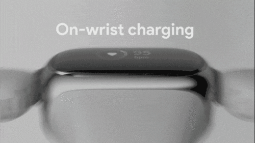 収納すると充電できる