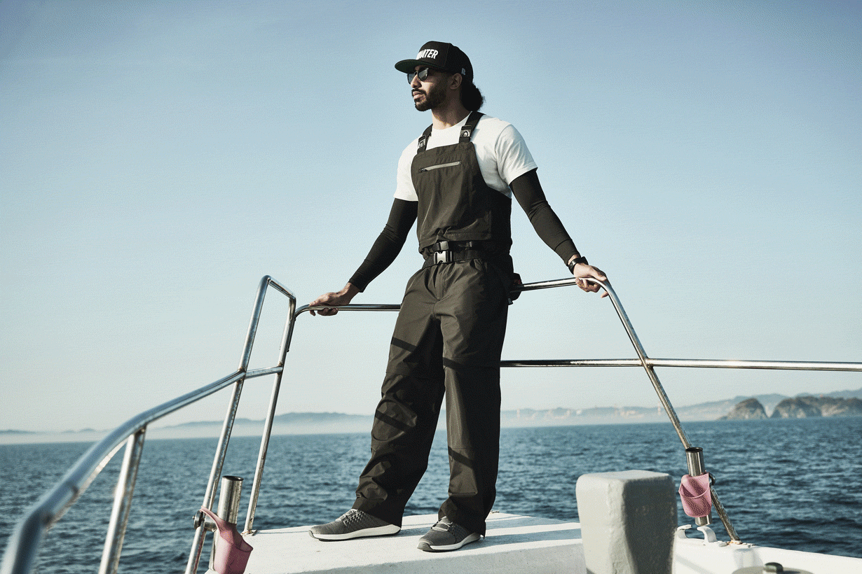 半袖」「半ズボン」にもなる”釣り人のため”の「レインウェア」を応援