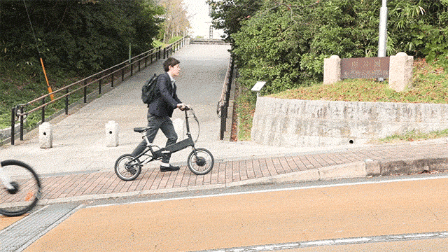 体力に自信の無い方でも、坂道を楽々走れます。