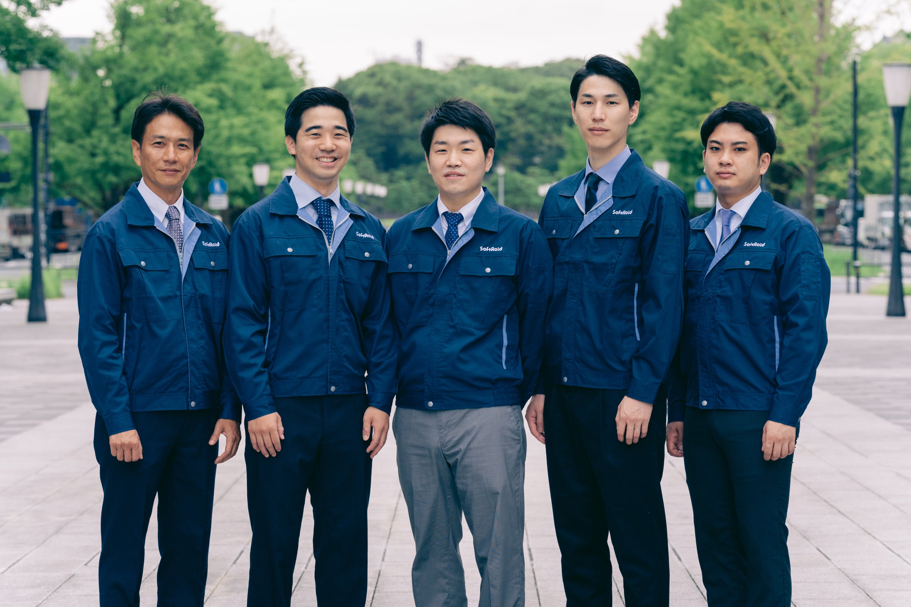 左から：インキュベイトファンド代表パートナー本間、SoftRoid吉田、SoftRoid代表野﨑、SoftRoid山田、SoftRoid千葉