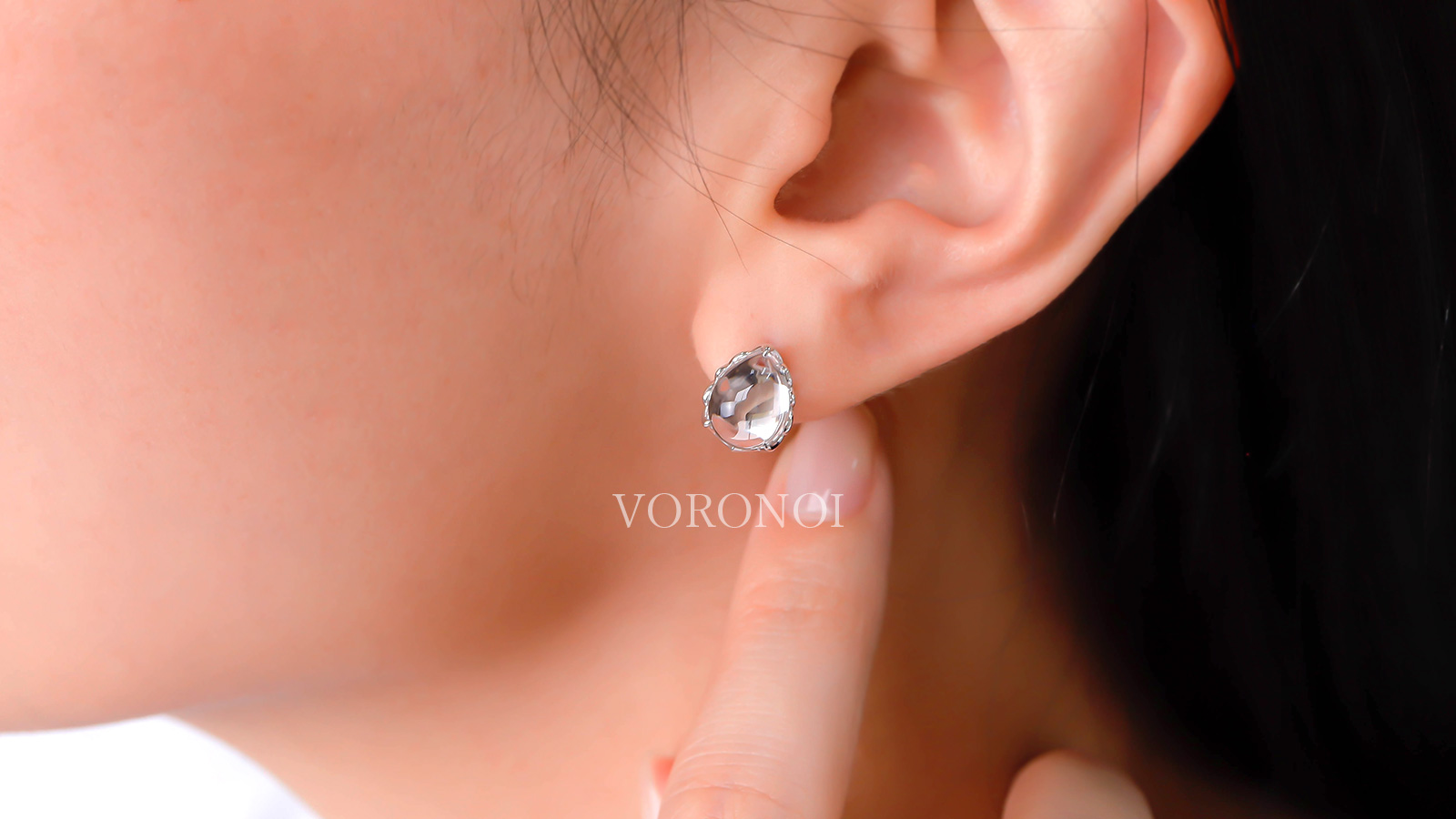 ピアス