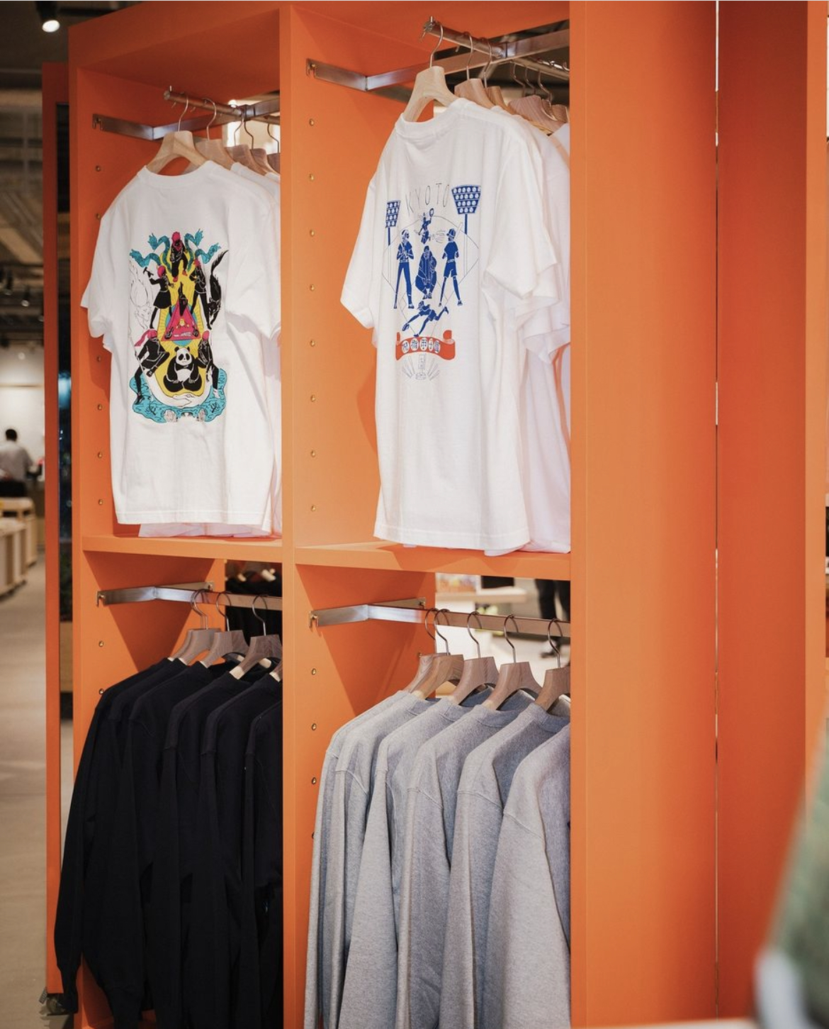 「BEAMS CULTUART Pop Up Store TSUTAYA BOOKSTORE 桃園藝文店」の店内