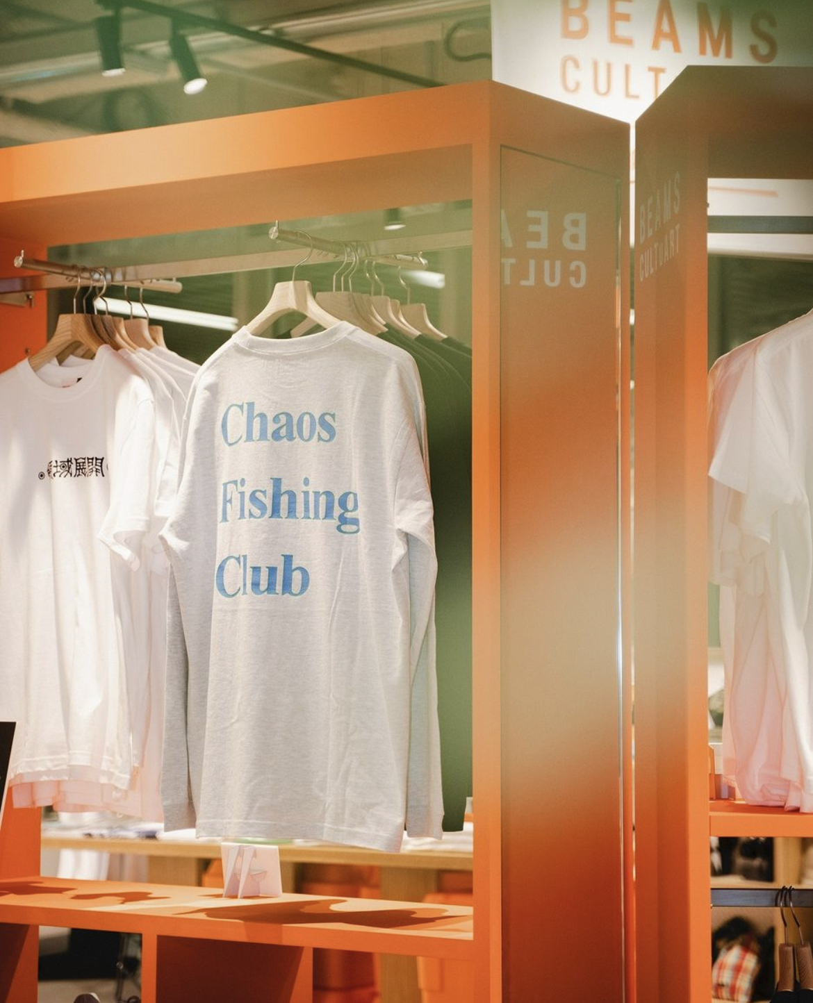 「BEAMS CULTUART Pop Up Store TSUTAYA BOOKSTORE 桃園藝文店」の店内
